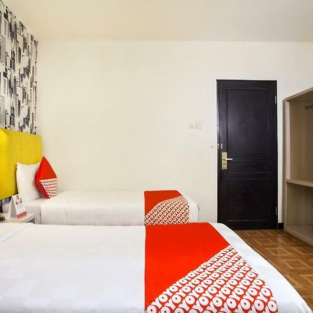 Oyo 119 Belvena Hotel Jakarta Ngoại thất bức ảnh